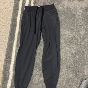 Women’s joggers